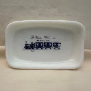 Vintage Le Train Bleu Milk Glass Soap Dish